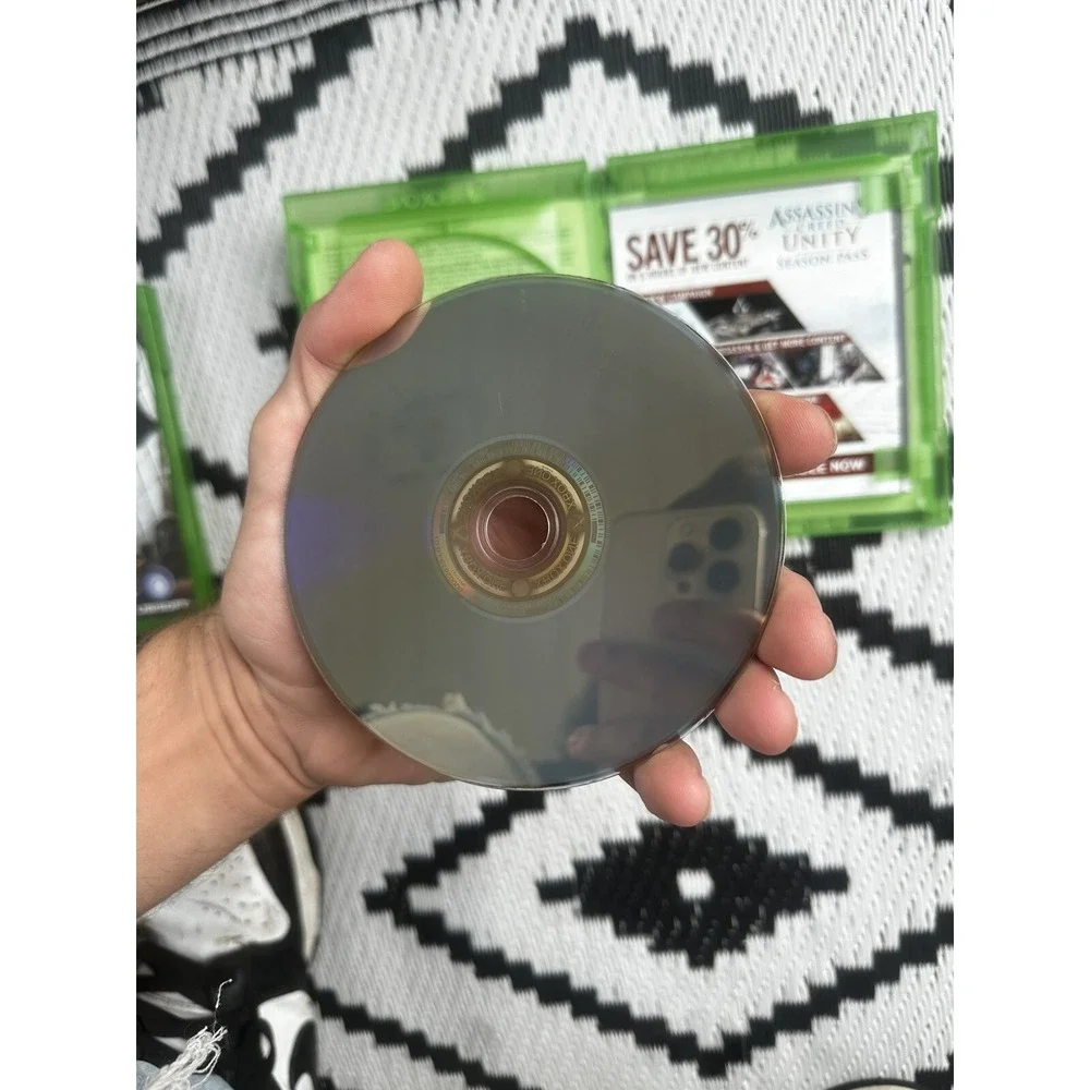 Assassin's Creed: Unity -- Limited Edition (Microsoft Xbox One, 2014)